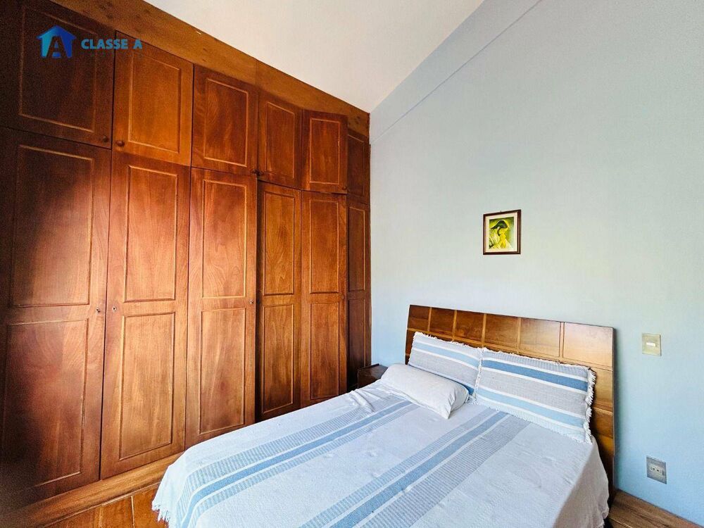 Casa, 4 quartos, 282 m² - Foto 2
