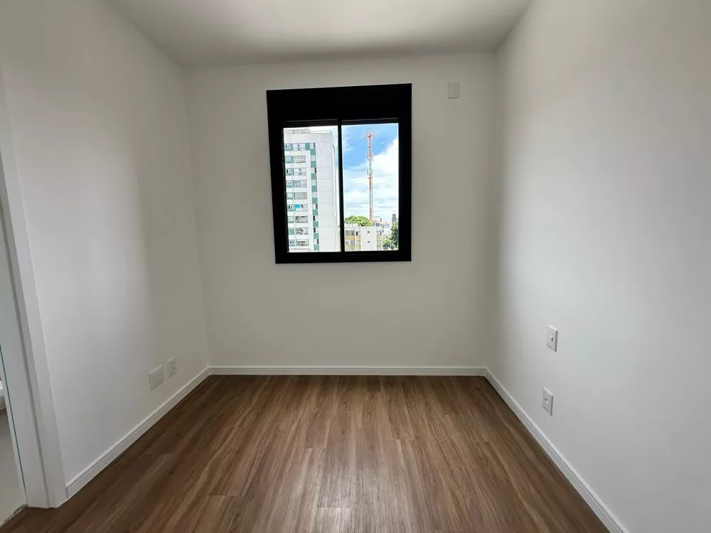 Apartamento à venda com 2 quartos, 64m² - Foto 3