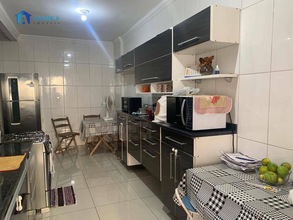 Casa à venda com 2 quartos, 83m² - Foto 5