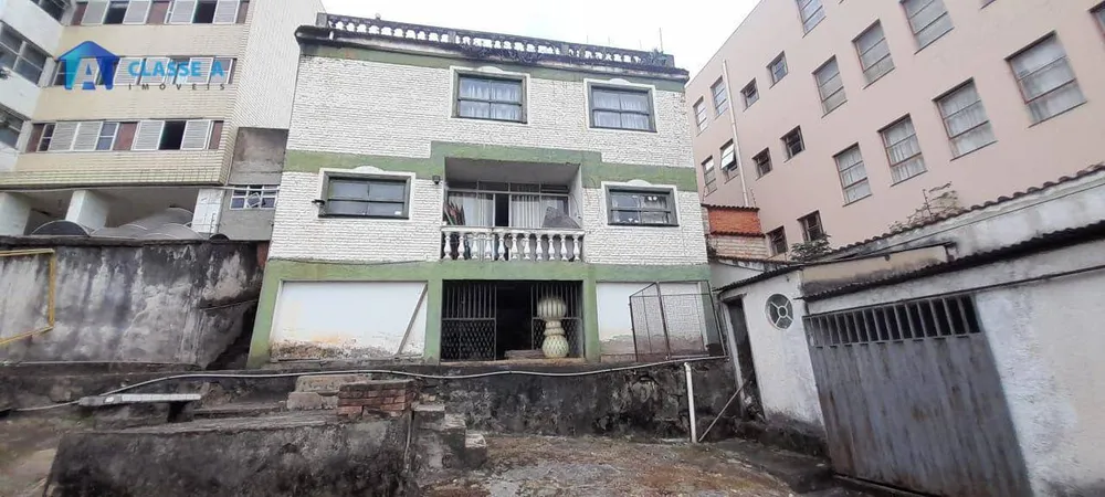 Casa, 5 quartos, 292 m² - Foto 1