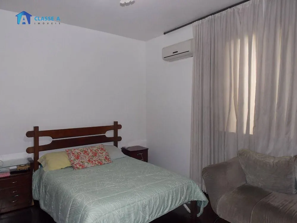 Casa, 4 quartos, 300 m² - Foto 16
