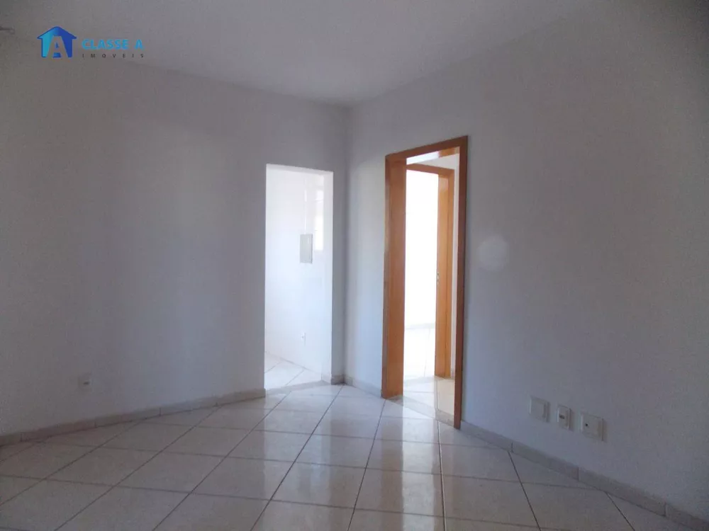 Apartamento à venda com 2 quartos, 51m² - Foto 4