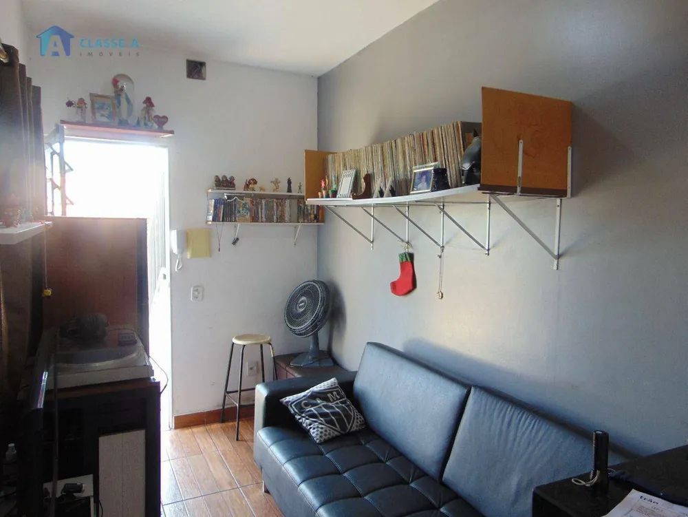 Casa, 7 quartos, 300 m² - Foto 1