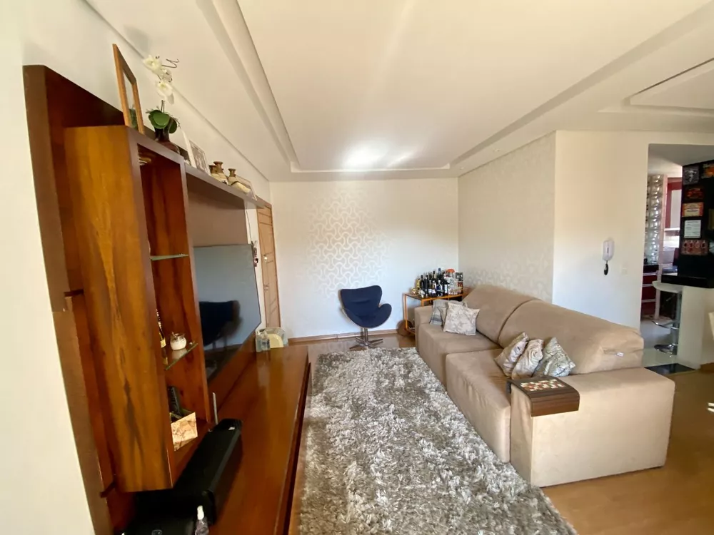 Apartamento à venda com 3 quartos, 107m² - Foto 4