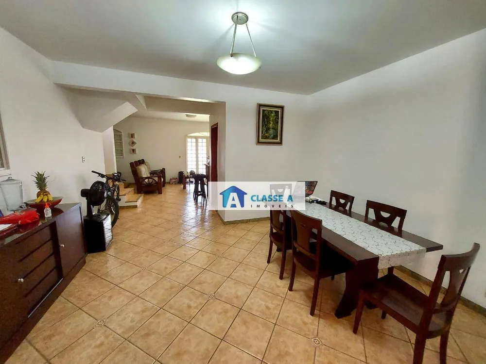 Casa, 4 quartos, 220 m² - Foto 16