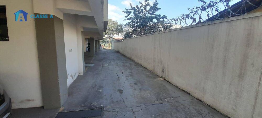 Cobertura, 3 quartos, 220 m² - Foto 2