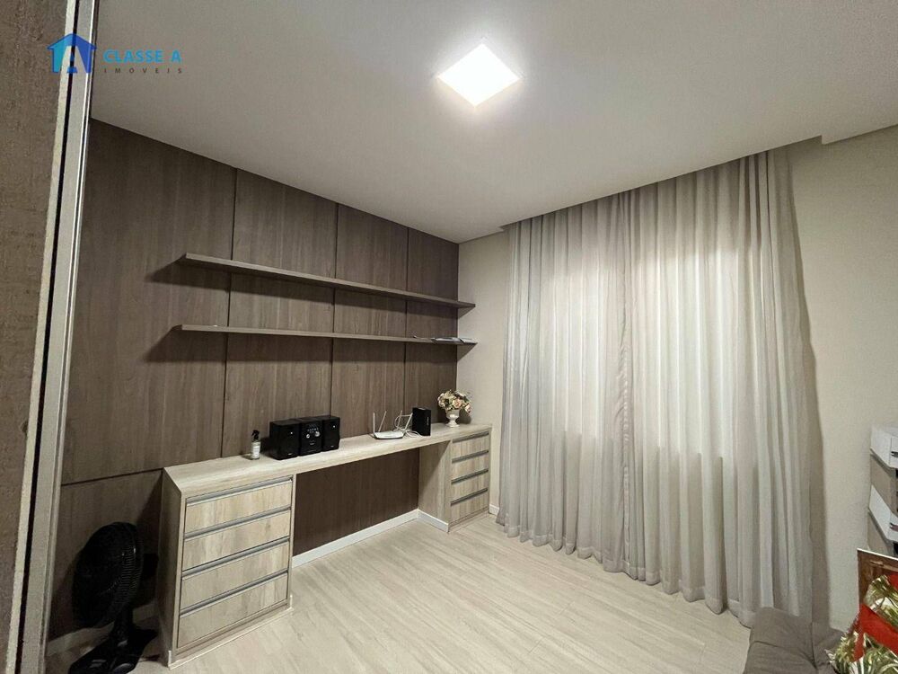 Casa, 3 quartos, 200 m² - Foto 2