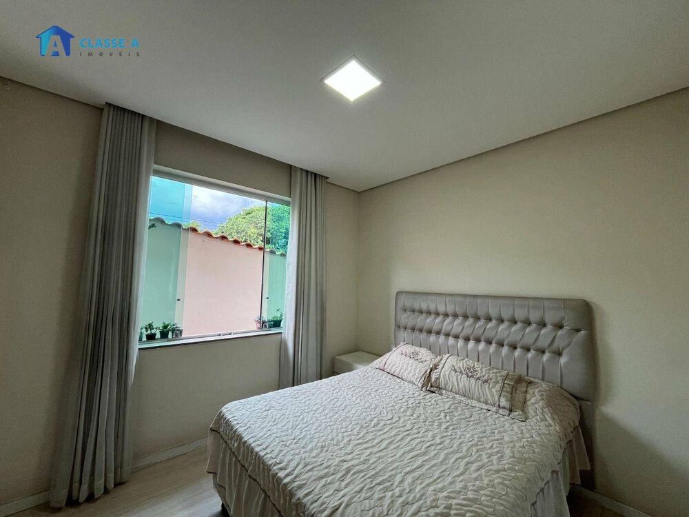 Casa, 3 quartos, 200 m² - Foto 1