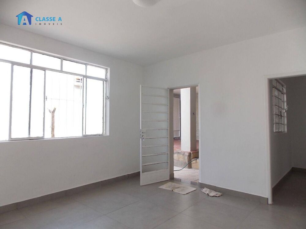 Casa, 4 quartos, 160 m² - Foto 1