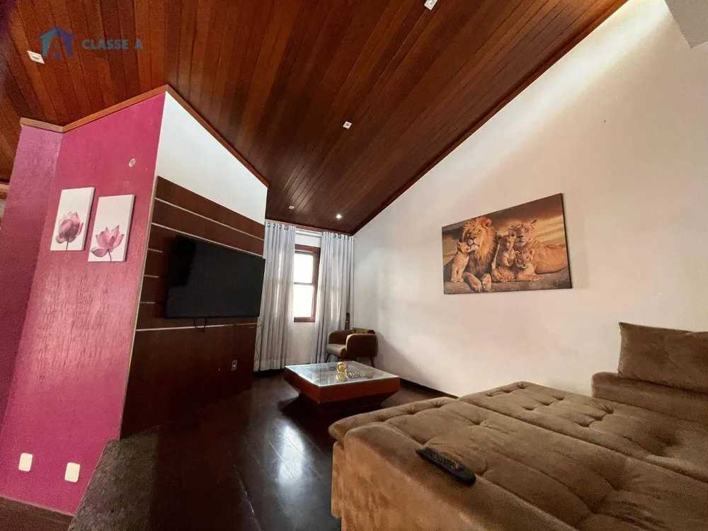 Casa, 4 quartos, 341 m² - Foto 1