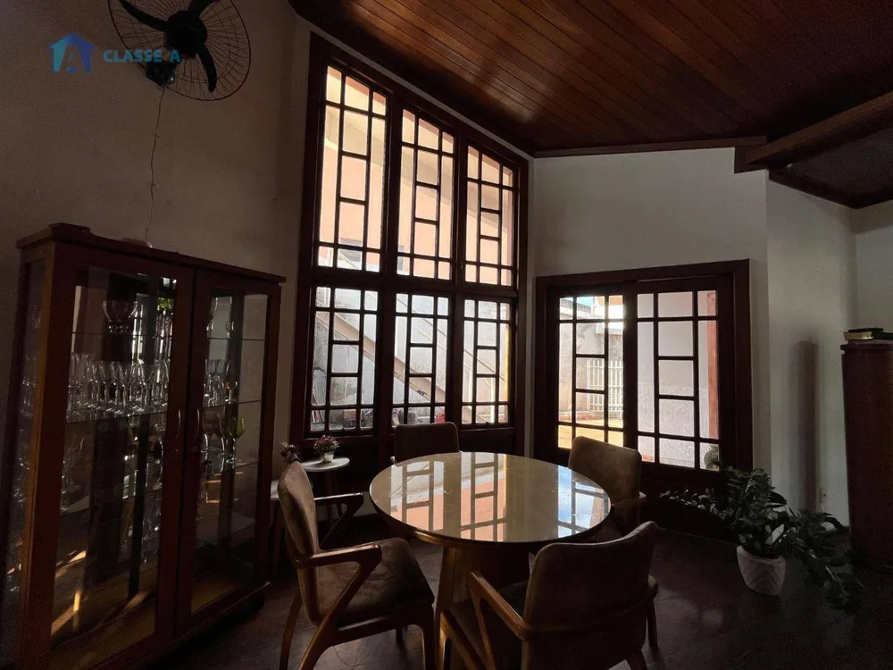 Casa, 4 quartos, 341 m² - Foto 2