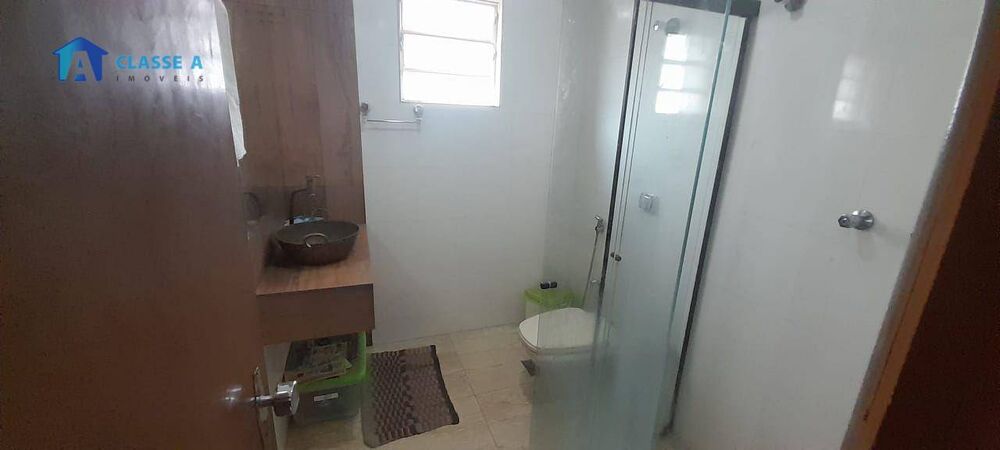 Casa à venda com 4 quartos, 200m² - Foto 7