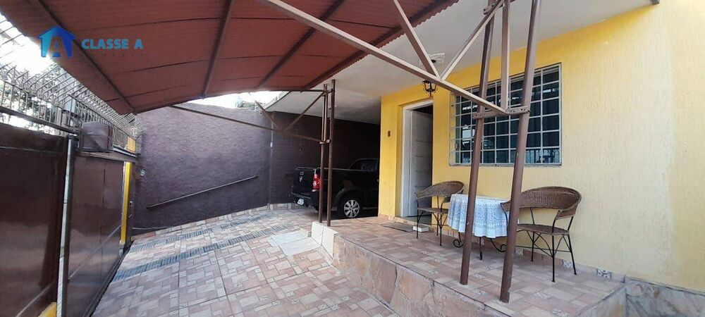 Casa à venda com 4 quartos, 200m² - Foto 13