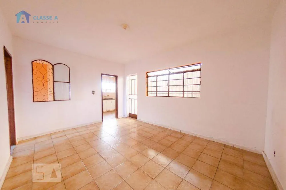 Casa, 3 quartos, 180 m² - Foto 4