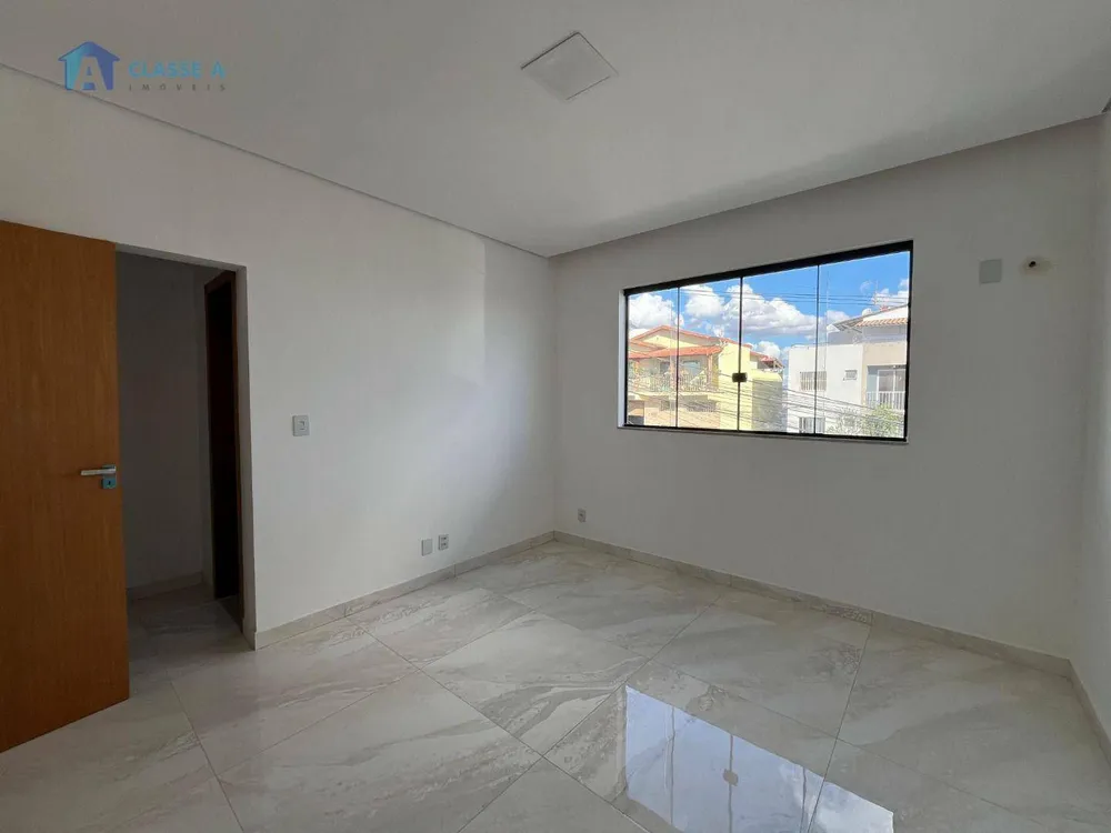 Casa, 3 quartos, 155 m² - Foto 2