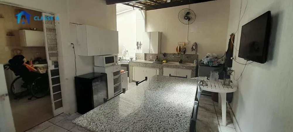 Casa, 4 quartos, 259 m² - Foto 5