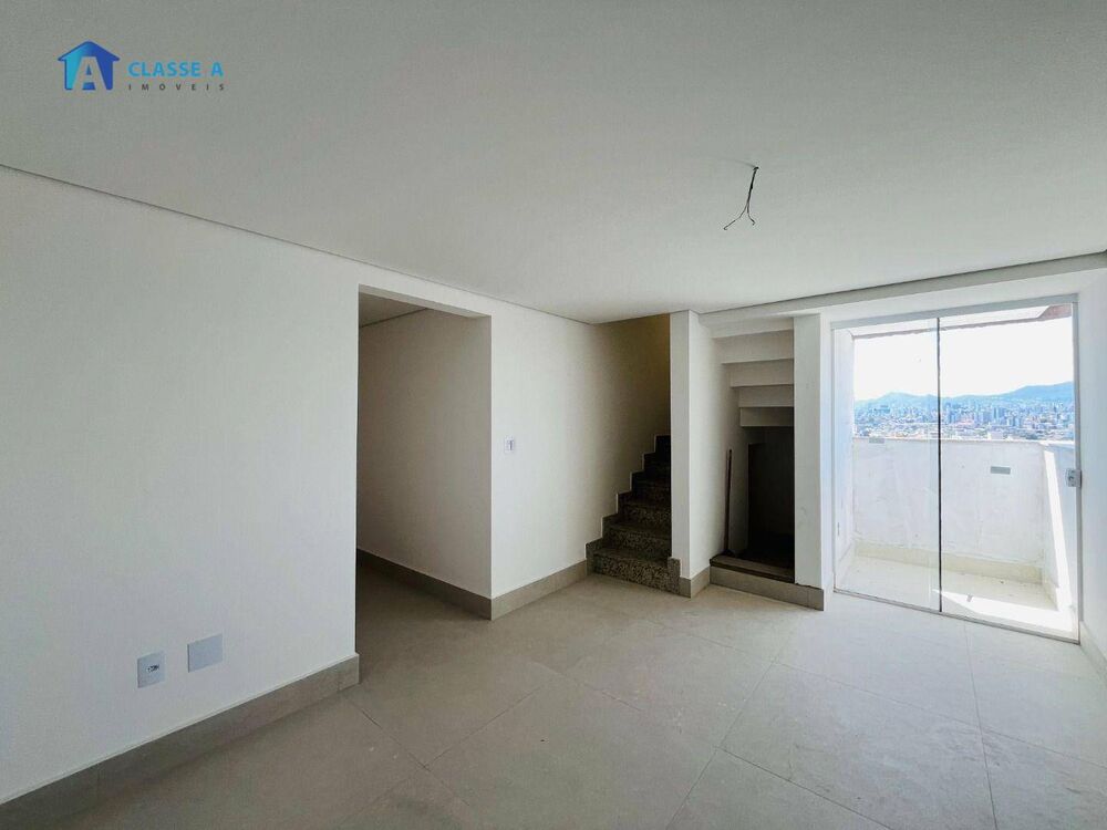 Cobertura, 3 quartos, 161 m² - Foto 2
