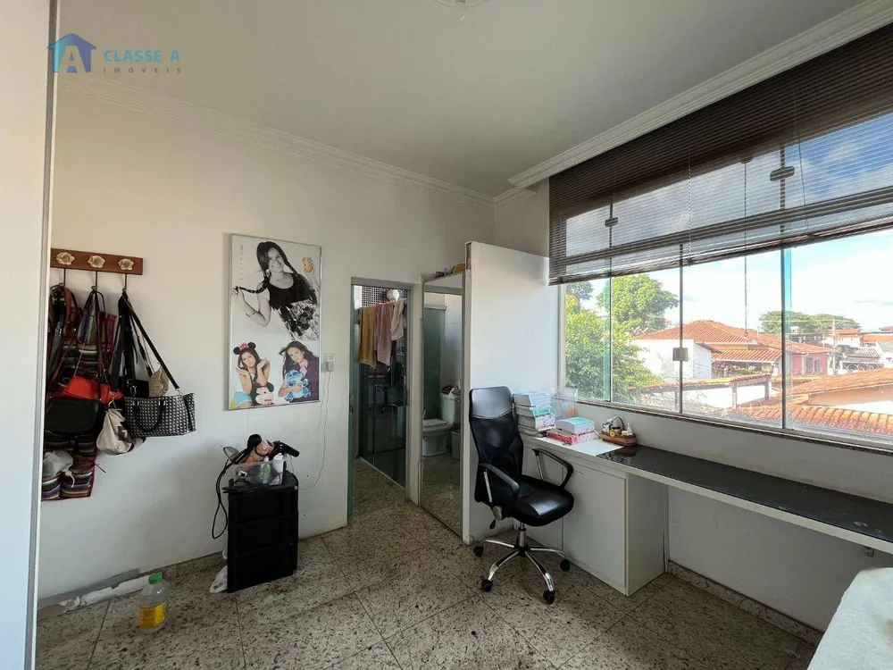 Casa, 4 quartos, 718 m² - Foto 4
