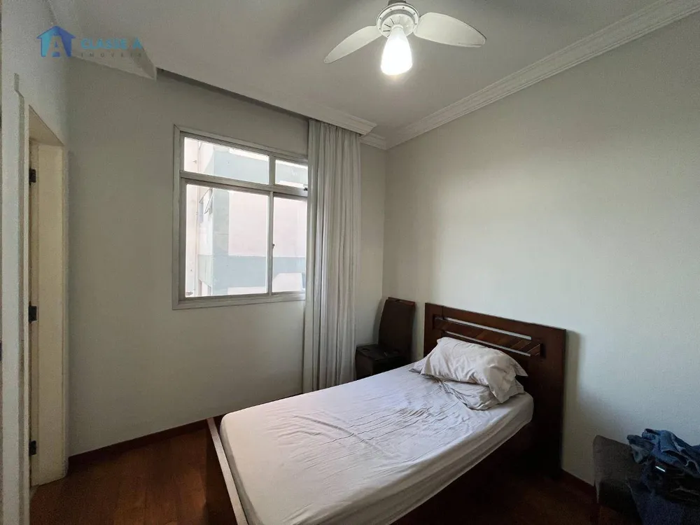 Cobertura, 3 quartos, 195 m² - Foto 2