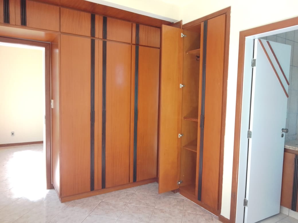 Apartamento à venda com 3 quartos, 90m² - Foto 18