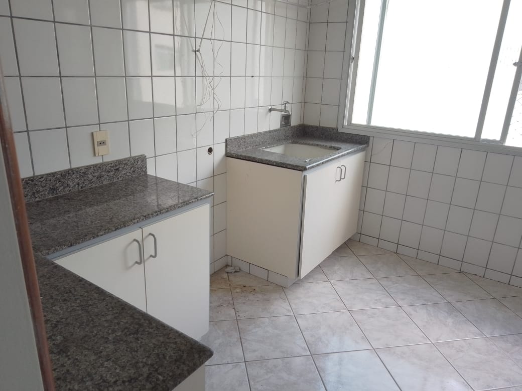 Apartamento à venda com 3 quartos, 90m² - Foto 14