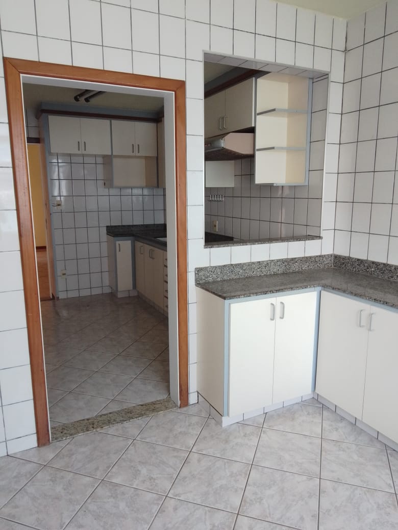 Apartamento à venda com 3 quartos, 90m² - Foto 12