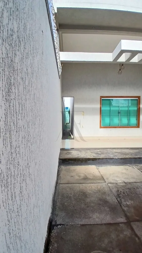 Casa, 3 quartos, 217 m² - Foto 2