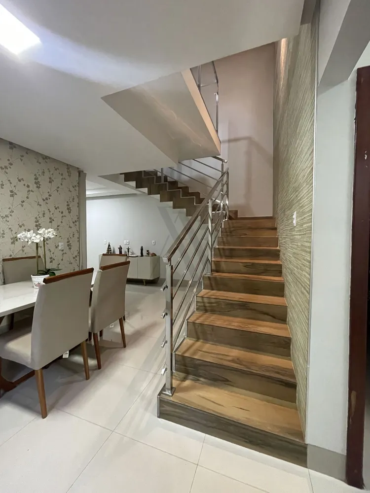 Casa, 4 quartos, 217 m² - Foto 3