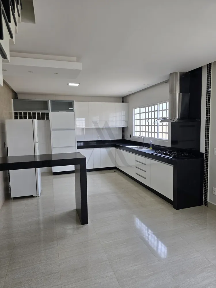 Casa, 4 quartos, 265 m² - Foto 7