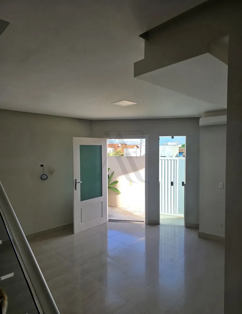Casa, 4 quartos, 265 m² - Foto 3
