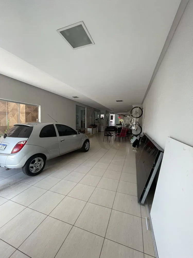 Casa, 3 quartos, 283 m² - Foto 3