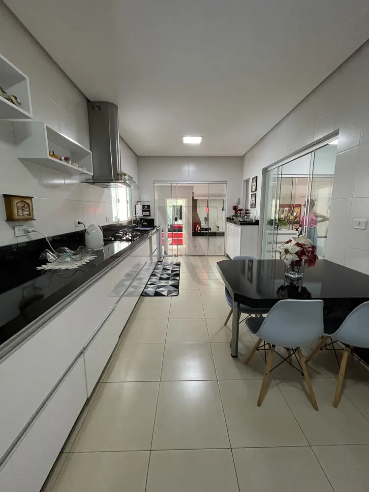 Casa, 3 quartos, 283 m² - Foto 15