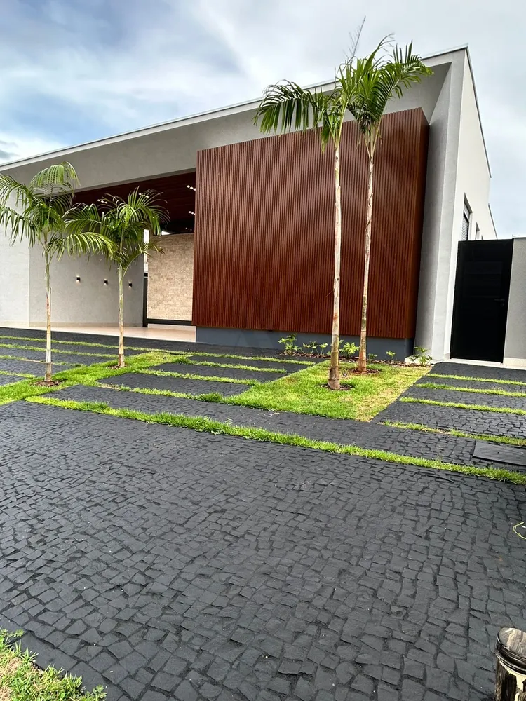 Casa, 3 quartos, 290 m² - Foto 1
