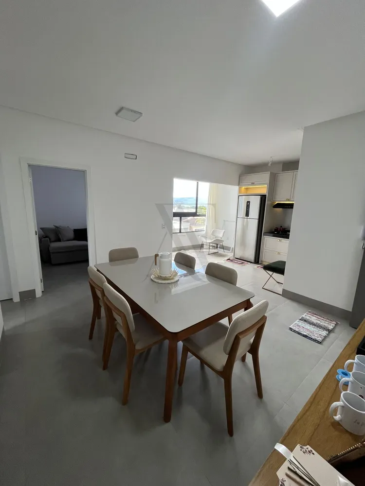 Apartamento, 3 quartos, 76 m² - Foto 2