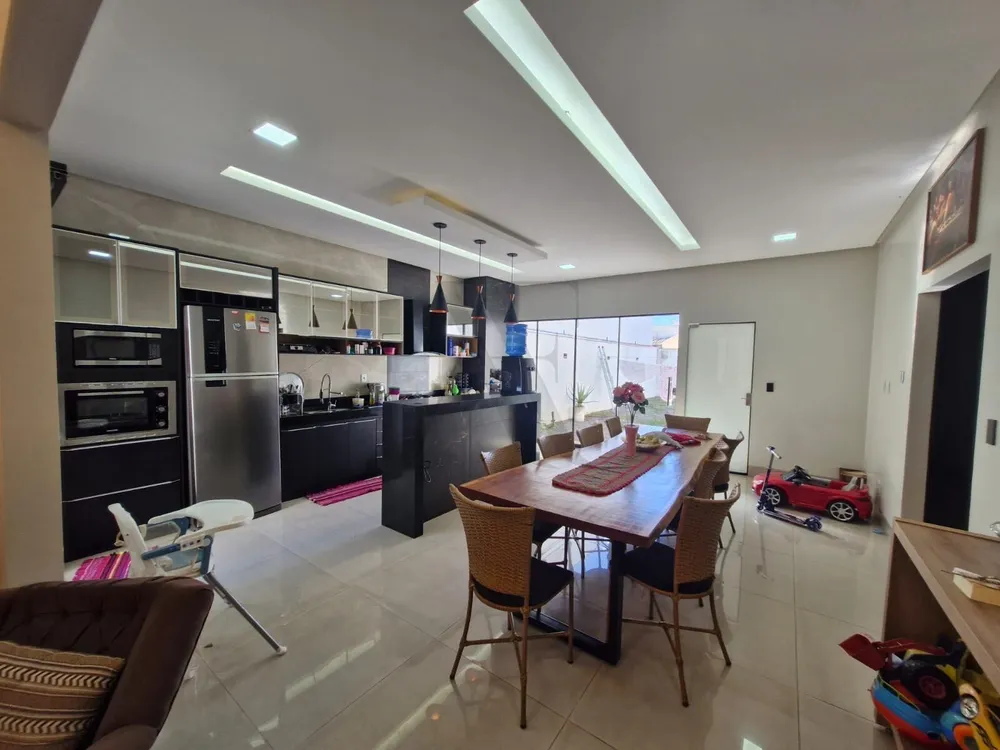 Casa, 4 quartos, 188 m² - Foto 3