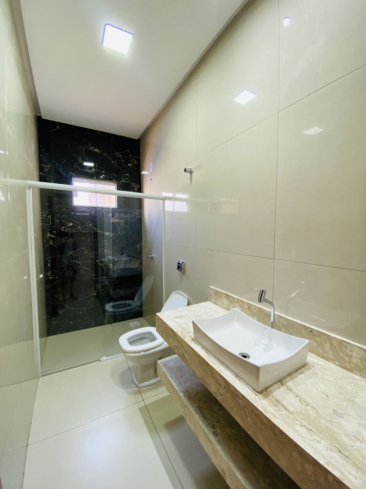 Casa à venda com 3 quartos, 217m² - Foto 3