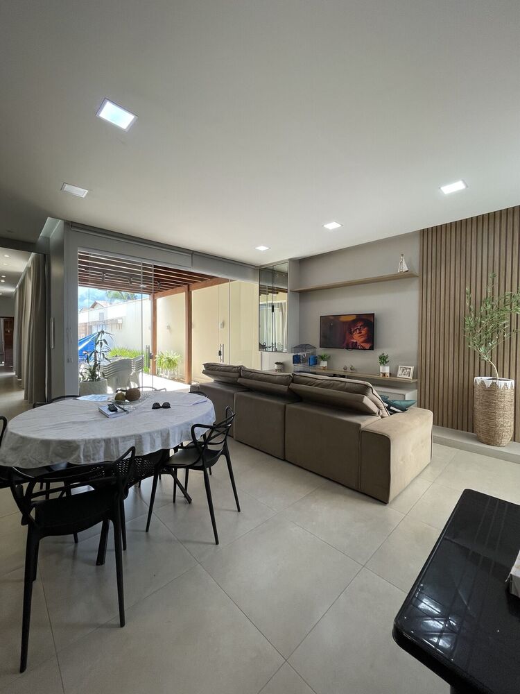 Casa, 3 quartos, 199 m² - Foto 1