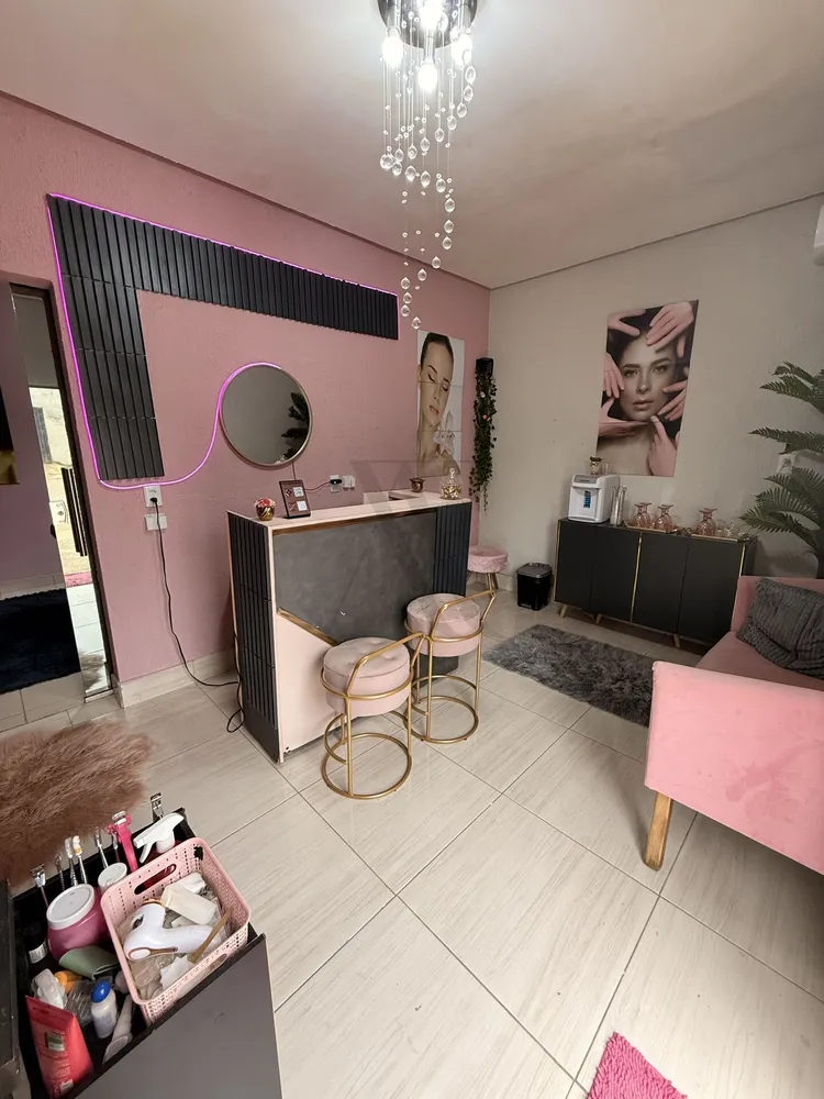 Casa, 5 quartos, 280 m² - Foto 1