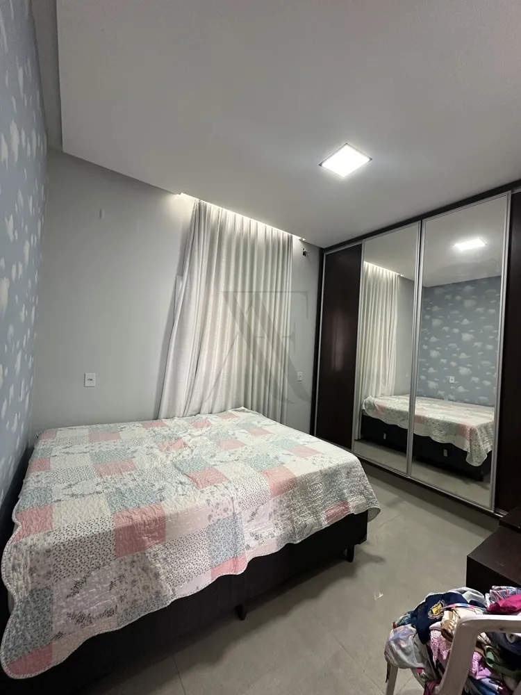 Casa, 3 quartos, 223 m² - Foto 4