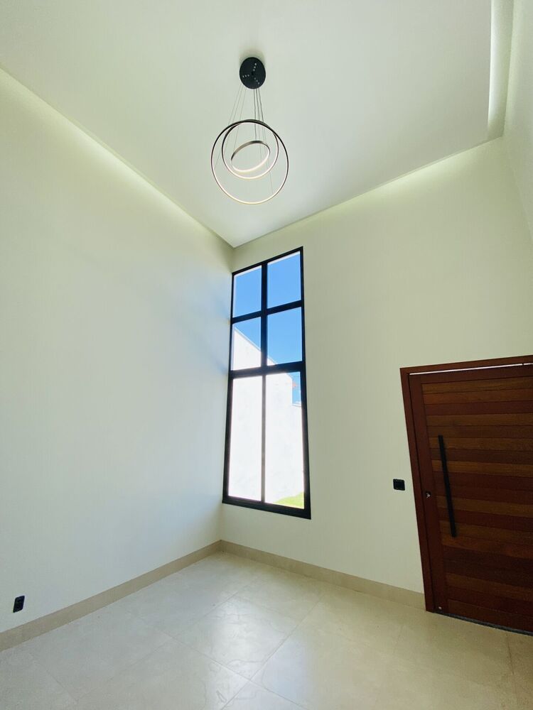 Casa à venda com 3 quartos, 170m² - Foto 1