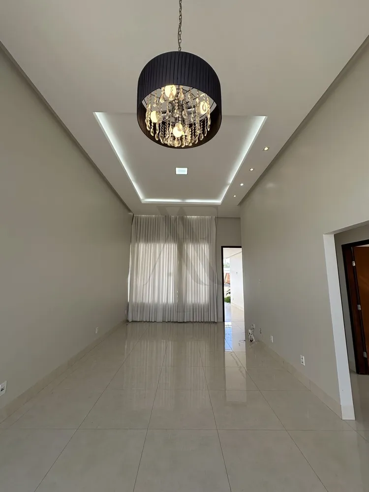 Casa, 3 quartos, 204 m² - Foto 2