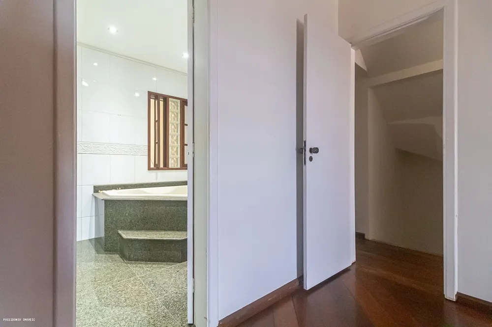 Casa, 3 quartos, 241 m² - Foto 24