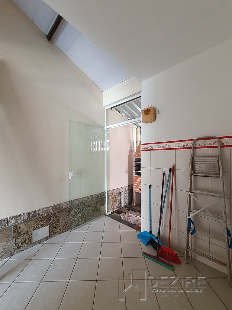 Casa para alugar com 3 quartos, 100m² - Foto 10