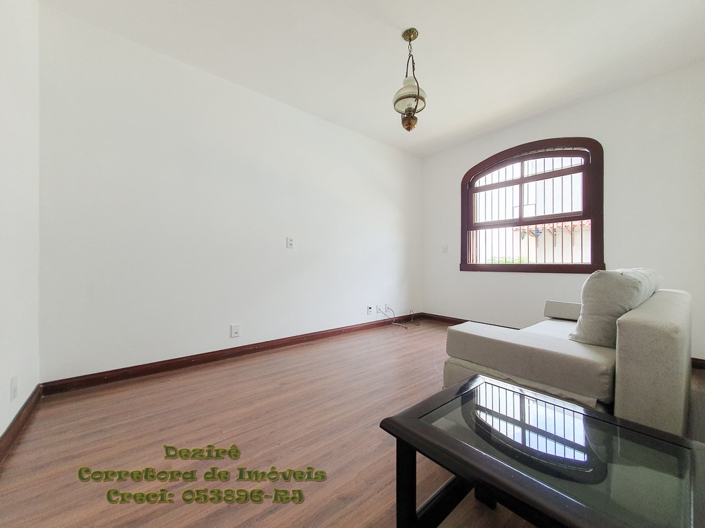 Casa à venda com 5 quartos, 300m² - Foto 35