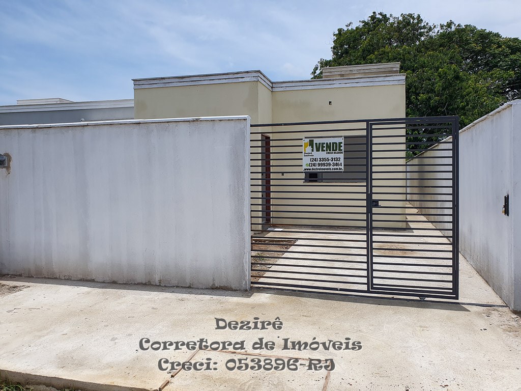 Casa à venda com 2 quartos, 70m² - Foto 1