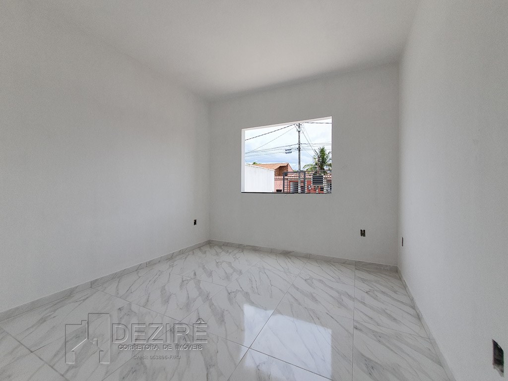 Casa à venda com 2 quartos, 70m² - Foto 13