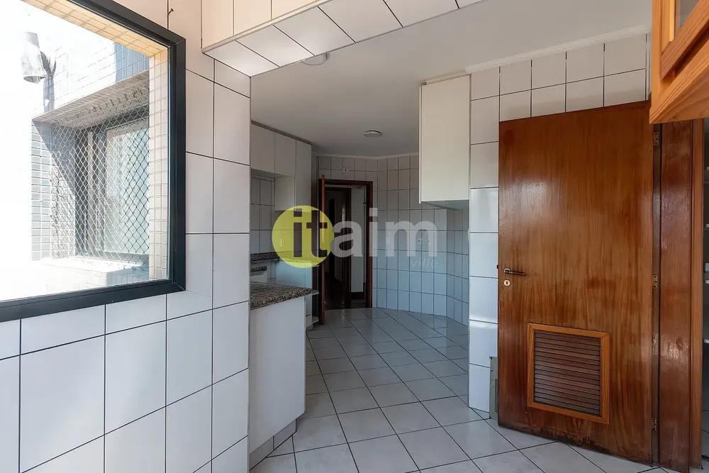 Apartamento, 3 quartos, 126 m² - Foto 2