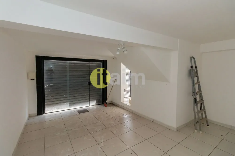 Terreno, 180 m² - Foto 1