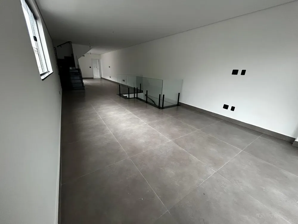 Casa, 3 quartos, 290 m² - Foto 24