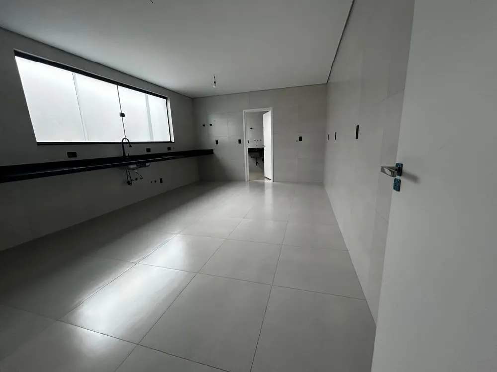 Casa, 3 quartos, 290 m² - Foto 22